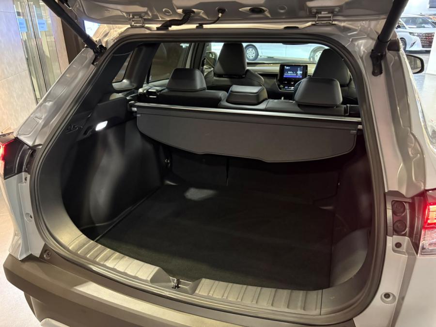Corolla Cross Hybrid - Image 5